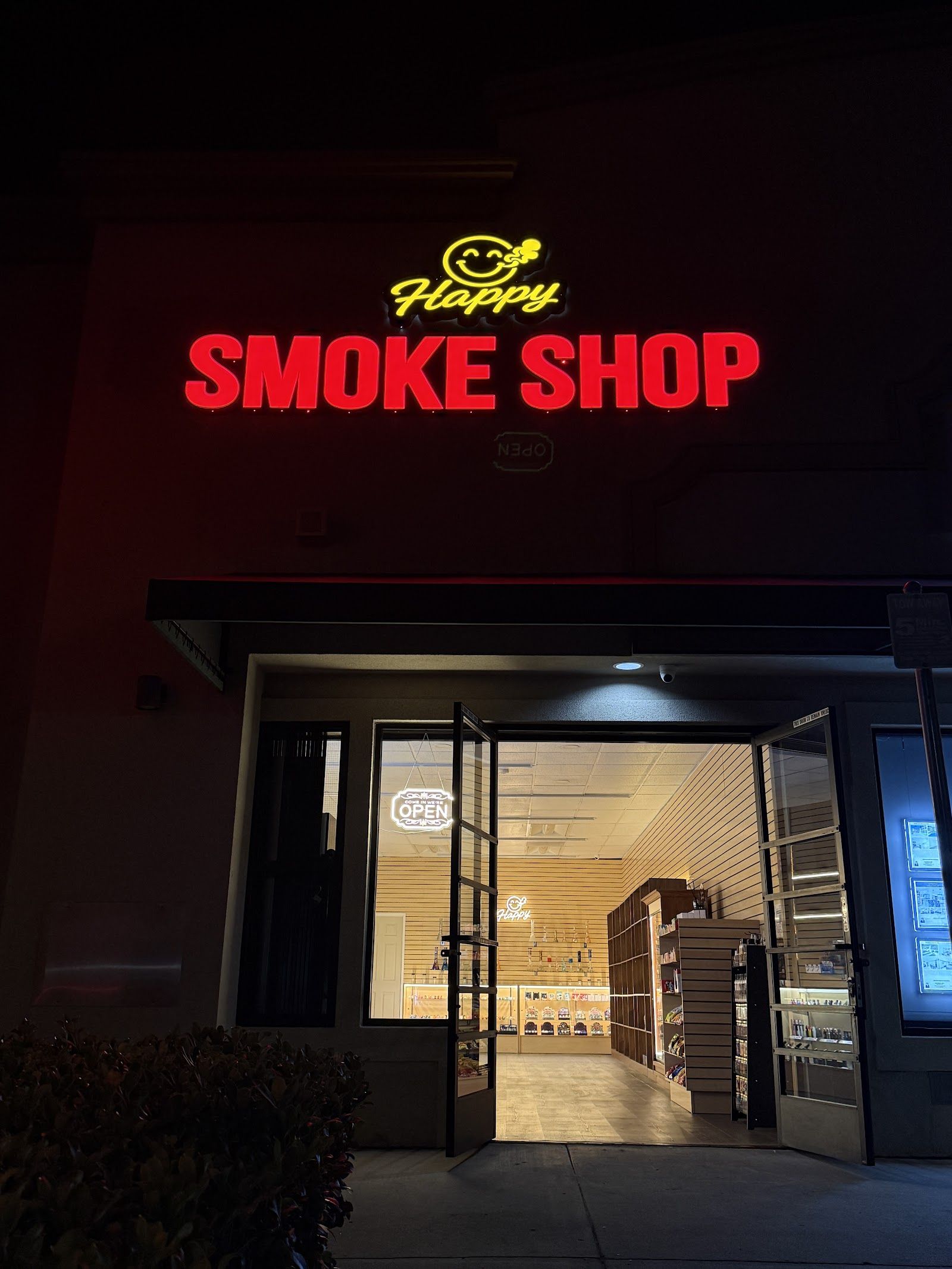 Hero photo for Happy Smoke Shop